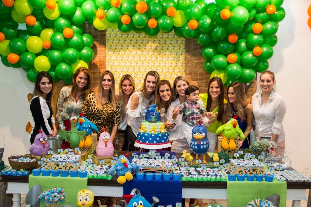 decoração-galinha-pintadinha-aniversário-de-um-ano-do-lorenzo-blog-carola-duarte decoração-galinha-pintadinha-aniversário-de-um-ano-do-lorenzo-blog-carola-duarte