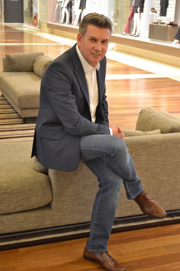 Lançamento da coleção Outono Inverno Jorge Bischoff no Ribeirão Shopping