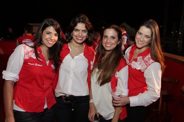 munhoz-e-mariano-no-ribeirão-rodeo-music-camarote-brahma-country-blog-carola-duarte