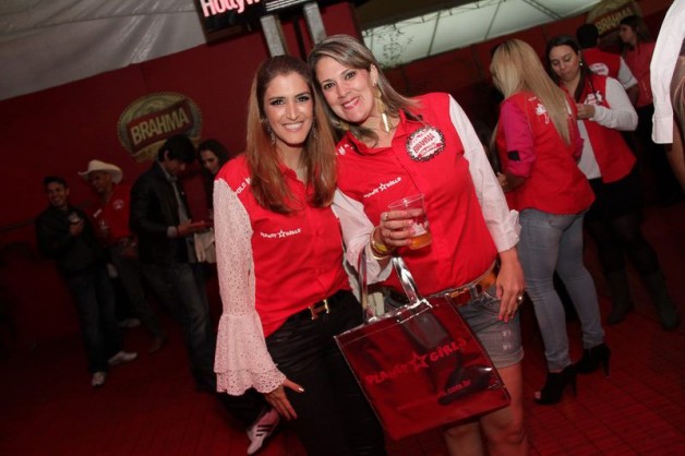 blogueiras-oficiais-do-camarote-brahma-country-em-jaguariúna-blog-carola-duarte
