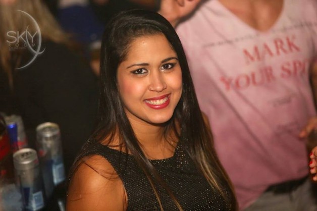 mulheres-com-batom-vermelho-sky-room-blog-carola-duarte