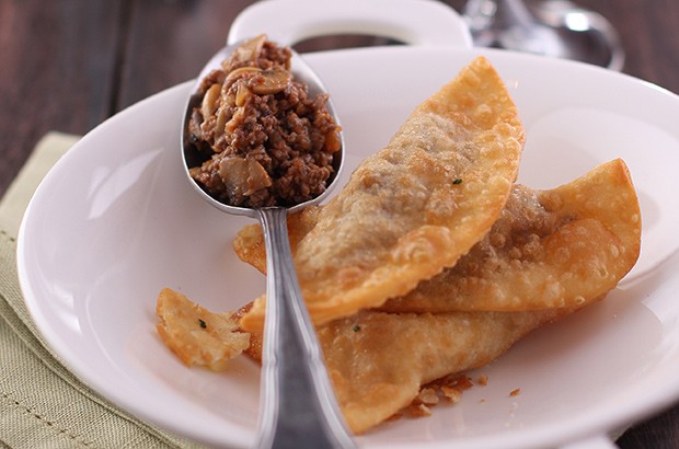 Delícia do Dia: Pastel de Picadinho com Champignons