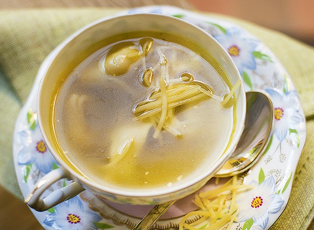 receitas de caldos para curar ressaca