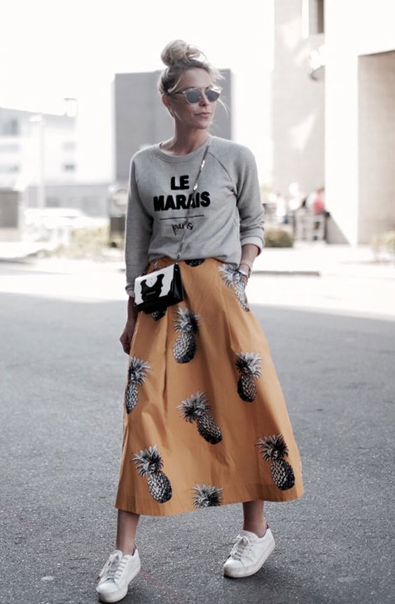 street style look com moletom