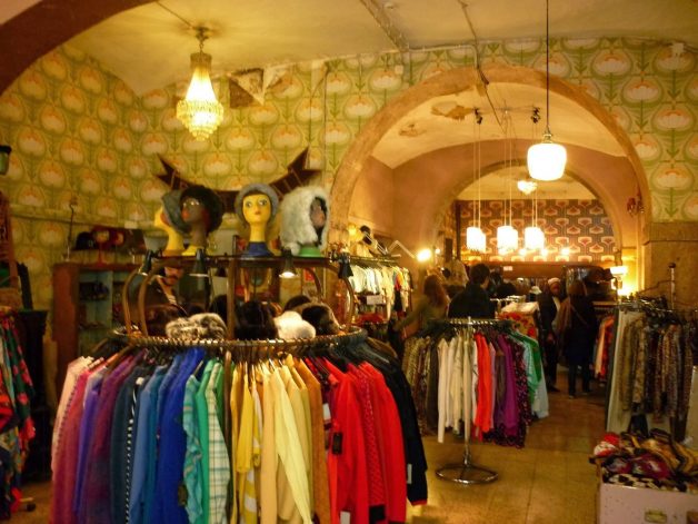 MODA SUSTENTÁVEL: BRECHÓ EM RIBEIRÃO PRETO